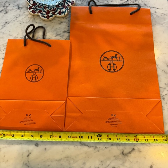 Classic Orange Hermes’ paper shoppers. 2 available. - Picture 5 of 5